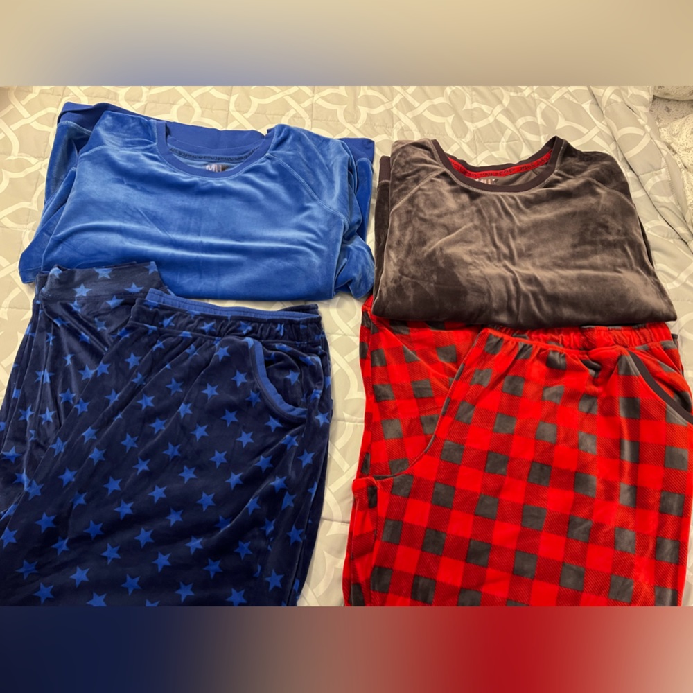 Muk Luk 4X pajama sets, French Terry top and jogger bottoms, EUC